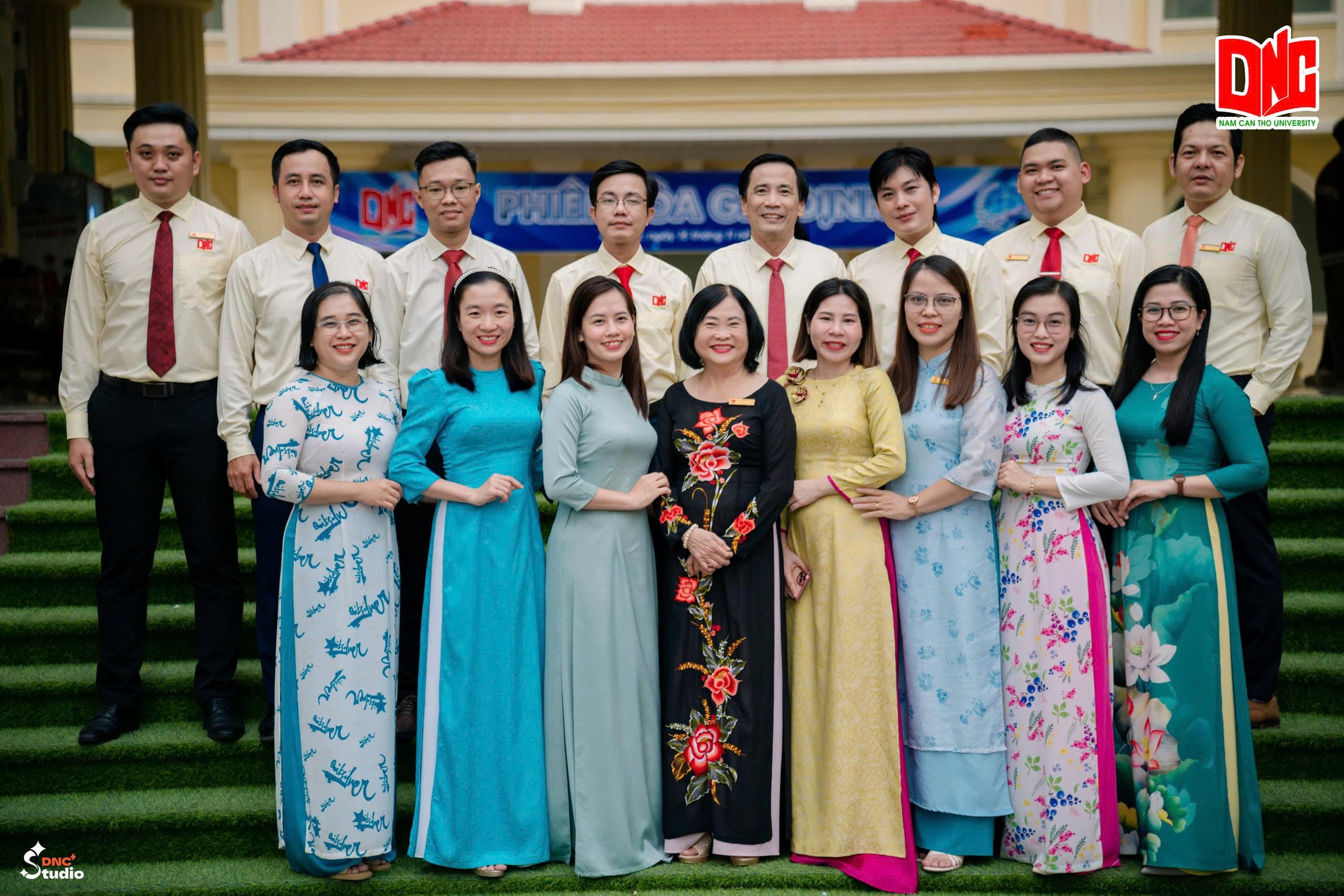 Khoa Luật